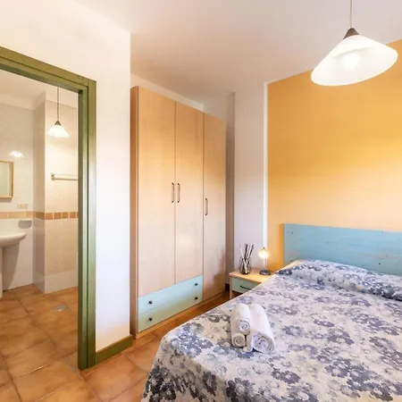 Ferienwohnung Fuer 4 Personen Ca 45 Qm In Santa Teresa Gallura, Sardinien Gallura - B59069 Appartement Santa Teresa Gallura